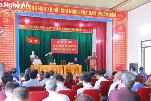 Đoàn Đại biểu Quốc hội tỉnh tiếp xúc cử tri thị trấn Tân Kỳ