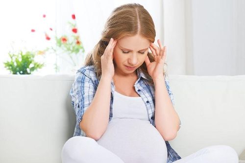 Thai phụ bị căng thẳng và mắc COVID-19 có thể ảnh hưởng đến trẻ