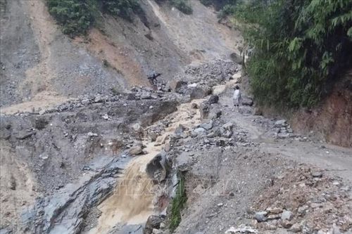 Yên Bái: Mưa lớn khiến một cháu bé bị thương, một số tuyến đường bị sạt lở
