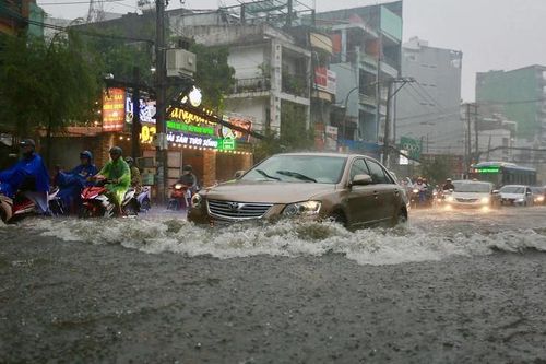 Bộ Y tế yêu cầu triển khai công tác y tế ứng phó với mưa lũ