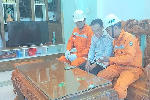 Thay đổi ngày ghi chỉ số điện cuối tháng: Ngành điện không tính cộng dồn vào các bậc thang cao