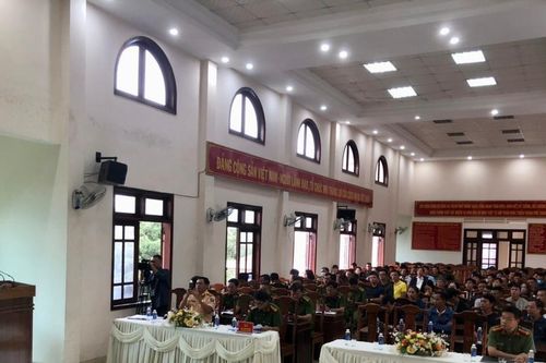 Công an TP. Pleiku tổ chức ký cam kết chấp hành trật tự an toàn giao thông