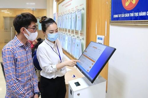 Hà Nội phấn đấu thuộc nhóm dẫn đầu về chuyển đổi số, xây dựng thành phố thông minh
