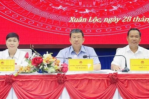 Chủ nhiệm Ủy ban Đối ngoại Vũ Hải Hà tiếp xúc cử tri tại Đồng Nai