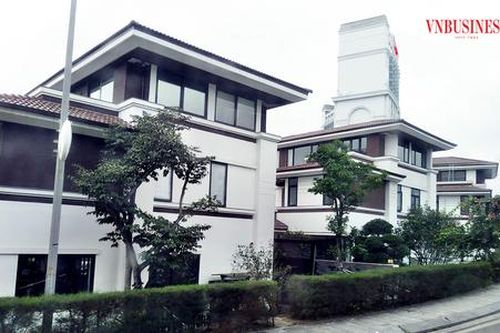 Biệt thự, liền kề triệu đô giảm giá để 'thoát ế'