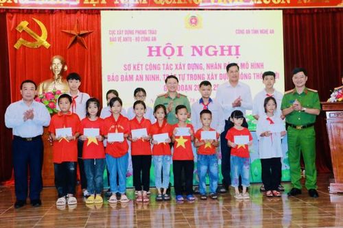 Nhân rộng mô hình Giáo xứ, giáo họ bình yên, không có tội phạm tại Nghệ An