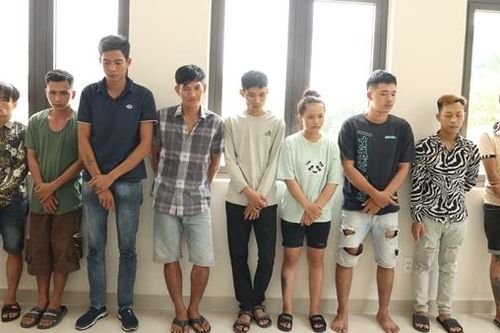 Nhóm nam, nữ 'mở tiệc' ma túy tại nhà trọ