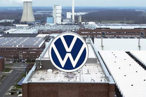 Volkswagen, Porsche, Audi tê liệt sản xuất vì sự cố mạng tại Đức