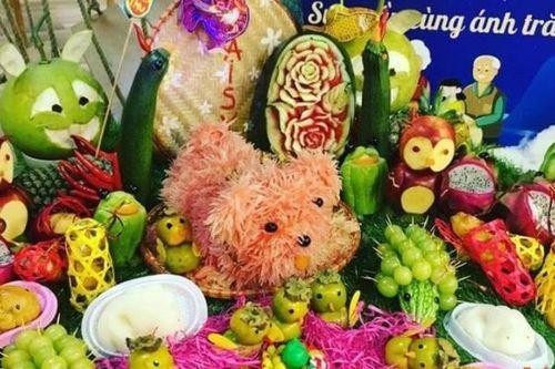 Nàng dâu vừa khoe ảnh mâm cỗ Trung thu đẹp mắt, mẹ chồng gọi về quê họp gia đình gấp