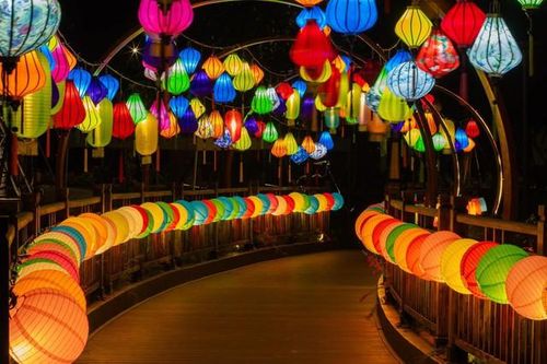 Cận cảnh không gian Trung thu Hội An đẹp mê mẩn xuất hiện ngay giữa lòng thành phố Vinh