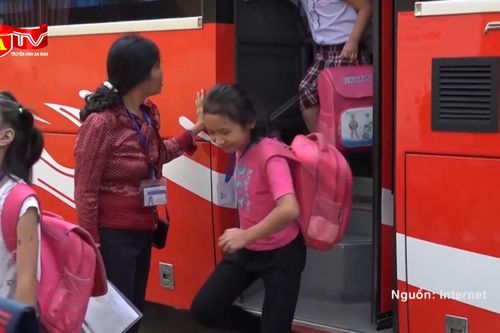 Bộ Công an đề xuất xe đưa đón học sinh phải có màu sơn riêng
