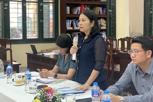 Khắc phục tư tưởng tuổi 18 còn quá trẻ để kết nạp vào Đảng