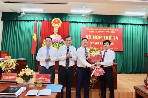Ông Lê Văn Thu được bầu làm Phó Chủ tịch UBND huyện Phúc Thọ