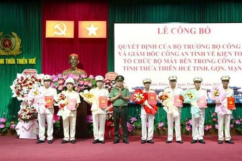 Công an Thừa Thiên Huế điều động, bổ nhiệm 32 lãnh đạo cấp phòng, công an cấp huyện
