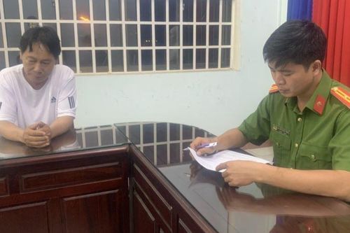 Tạm giữ đối tượng giết vợ rồi tự tử nhưng không thành