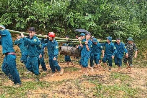 Quế Phong hủy nổ thành công quả bom 250kg phát hiện trong mưa lũ
