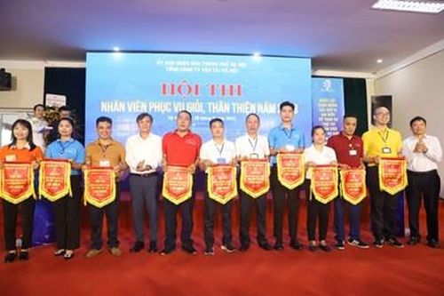 Nâng cao kiến thức, kỹ năng phục vụ của nhân viên xe buýt