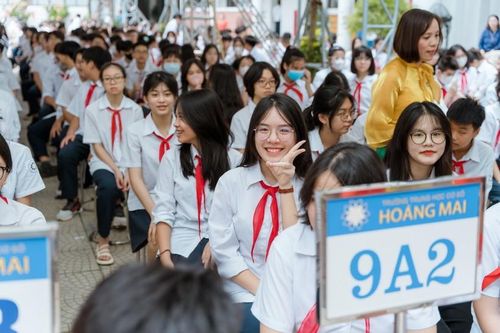 Hà Nội sau 15 năm mở rộng địa giới hành chính: Dân co cụm, thiếu trường học