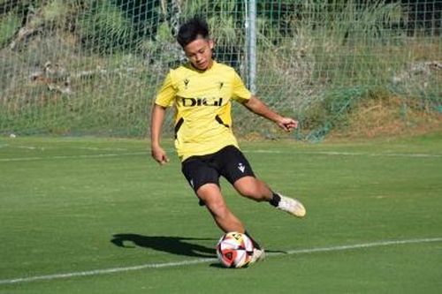 Báo cáo đầu tiên của đội bóng La Liga về cựu sao Hoàng Anh Gia Lai