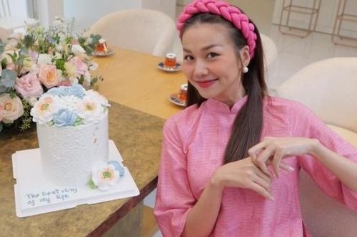 Sao Việt: Siêu mẫu Thanh Hằng dịu dàng trong tà áo dài, Hoa hậu Giáng My 'trẻ mãi không già'