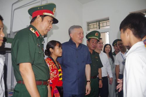 'Biên cương - Đêm hội trăng rằm': Một mùa Trung thu ấm áp và đong đầy yêu thương