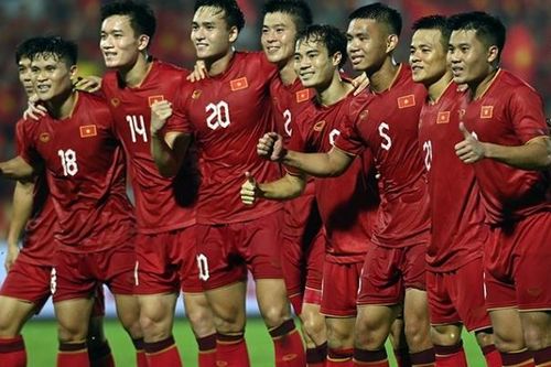 HLV Troussier loại Công Phượng, Văn Quyết ở trận giao hữu với Trung Quốc