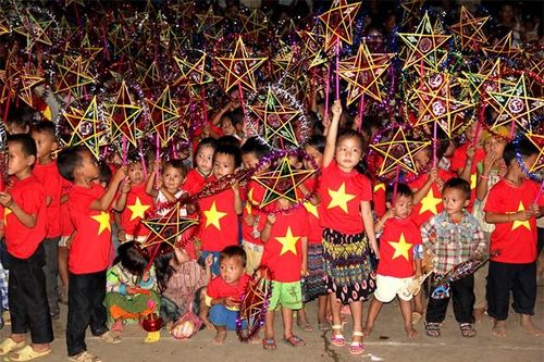 Gần 6 triệu trẻ em trên cả nước được tặng quà Tết Trung thu