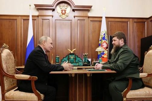 Lãnh đạo Chechnya đến Mátxcơva sau tin đồn 'bị ốm'