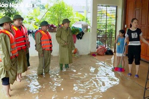 Nghệ An chỉ đạo khắc phục hậu quả mưa lũ, kiên quyết không để người dân nào bị đói