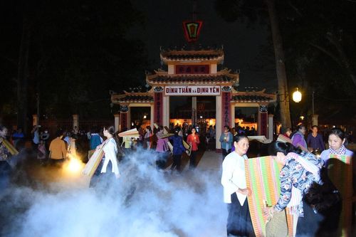 Độc đáo sản phẩm du lịch 'chợ ma' Định Yên (Đồng Tháp)