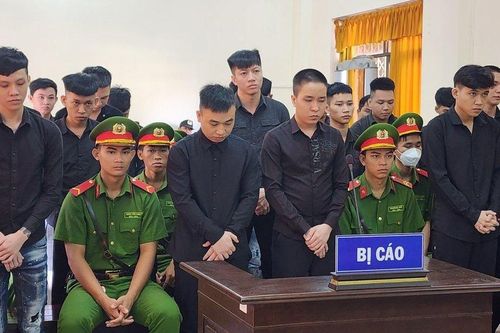 Kiên Giang: Đánh chết người, 19 thanh niên lãnh án hơn 190 năm tù