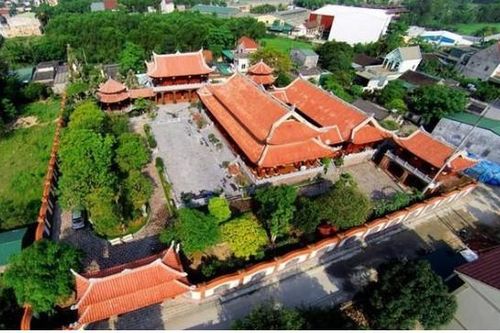 Biệt phủ gỗ trăm tỷ ở Nghệ An: Rộng 4000m2, xây bằng loạt gỗ quý ở Việt Nam trong 5 năm