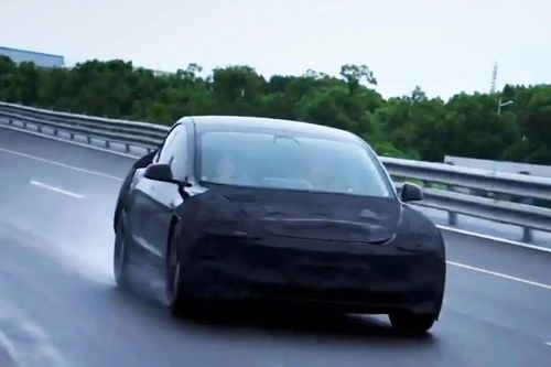 Cận cảnh xe điện Tesla Model 3 với thiết kế mới, tầm xa và những tính năng vượt trội