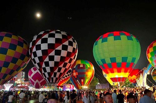 'Tinh hoa hội tụ - Khát vọng tỏa sáng' tại Festival Chí Linh, Hải Dương
