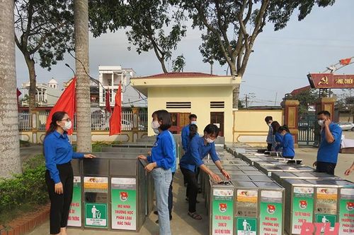 Góp sức trẻ xây dựng văn minh đô thị