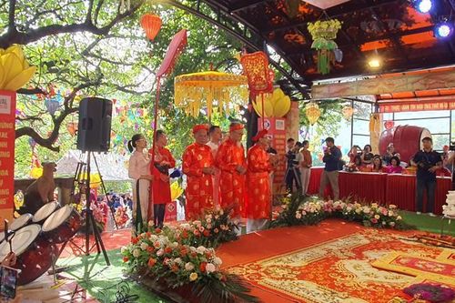Khai mạc liên hoan thực hành tín ngưỡng thờ Mẫu Tam phủ tại Hải Dương