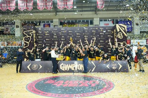 VBA 2023: Saigon Heat nâng cúp vô địch trên sân nhà CIS.
