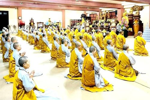 Ninh Bình: Các trường hạ tổ chức lễ Tự tứ kết thúc khóa hậu An cư kiết hạ Phật lịch 2567