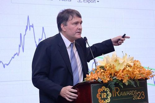 Vì sao doanh nghiệp niêm yết phải gia tăng hiệu quả hoạt động IR?