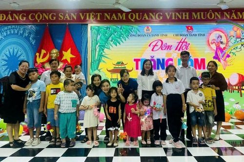 Đêm hội trăm rằm vui Tết Trung thu năm 2023