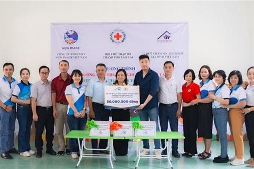 Tình trạng học sinh bị thấp còi do suy dinh dưỡng ở Tây Bắc