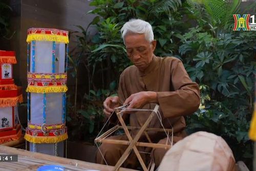 Mang Trung thu về phố