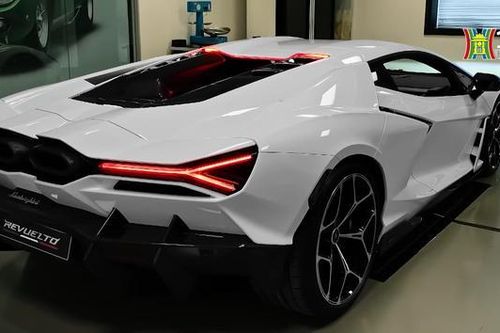Mẫu Lamborghini có giá đắt nhất Đông Nam Á