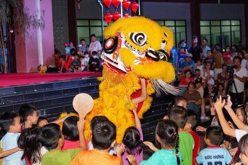 Chứng nhận Danh hiệu Di sản văn hóa phi vật thể quốc gia cho Lễ hội Tết Trung thu ở Hội An