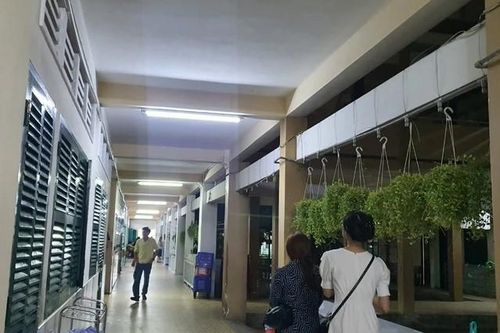 Lạm thu đầu năm: Không thể chỉ xử lý kiểu trả lại, nhắc nhở, kiểm điểm