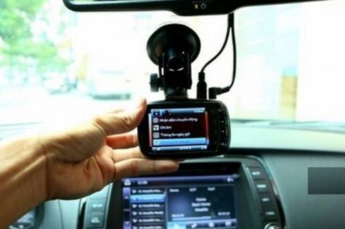Lắp camera giám sát hành trình: Người dân được lợi gì?