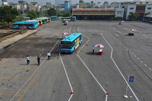 Lái xe buýt Hà Nội tranh tài lái giỏi, an toàn