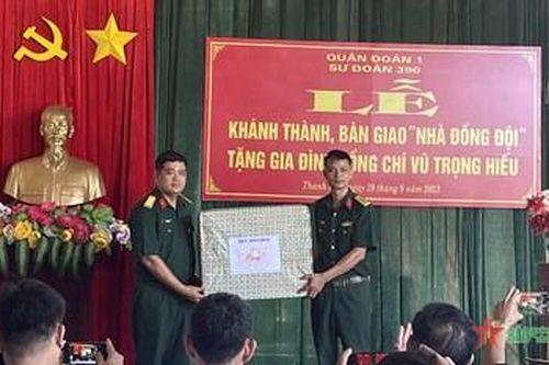Gia đình Thiếu tá QNCN Vũ Trọng Hiếu đã có nhà mới