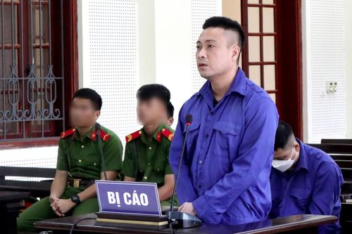 Xộ khám vì lừa 'chạy án' giá 30 nghìn đô-la