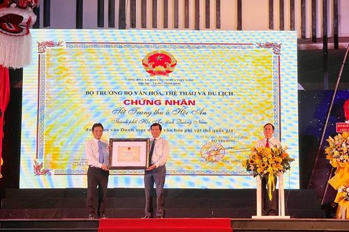 Hội An đón nhận Di sản văn hóa phi vật thể quốc gia Tết Trung thu